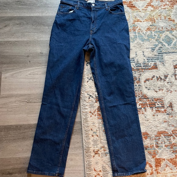 NWOT Abercrombie & Fitch Ultra High Rise 90s Straight Jean sz32 L - Picture 5 of 6